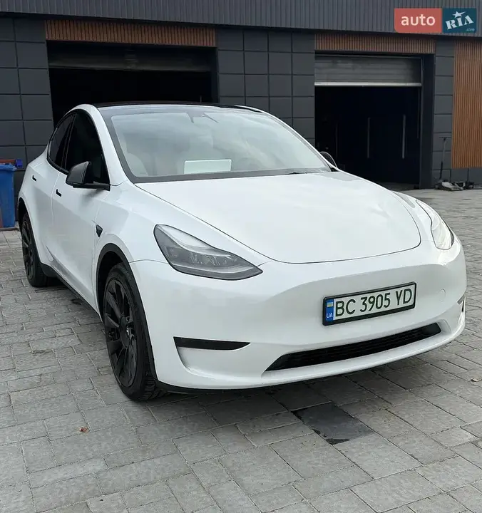 Tesla Model Y 2022 photo 4