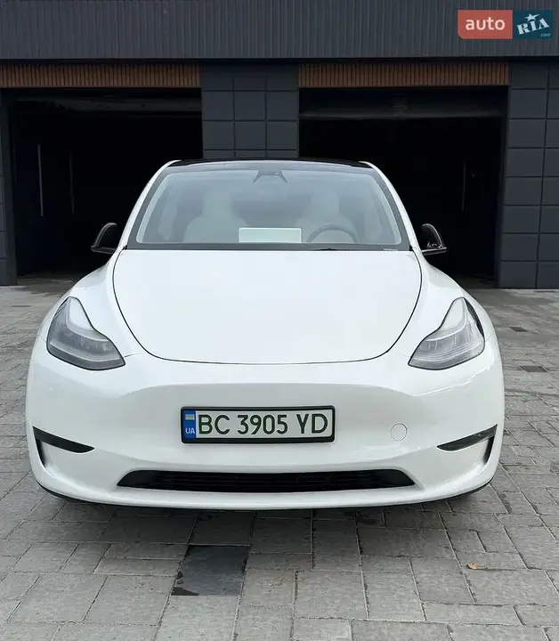 Tesla Model Y 2022 photo 3