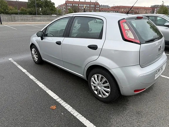 Fiat Punto 2013 photo 5