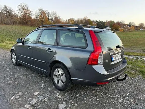 Volvo V50 2010 photo 3