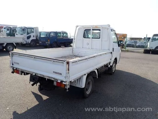 Mazda Bongo 2002 photo 4