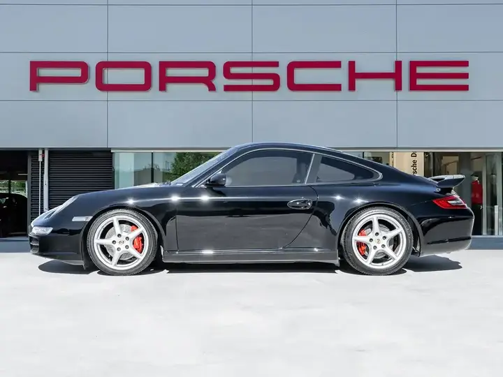 Porsche 911 2005 photo 2