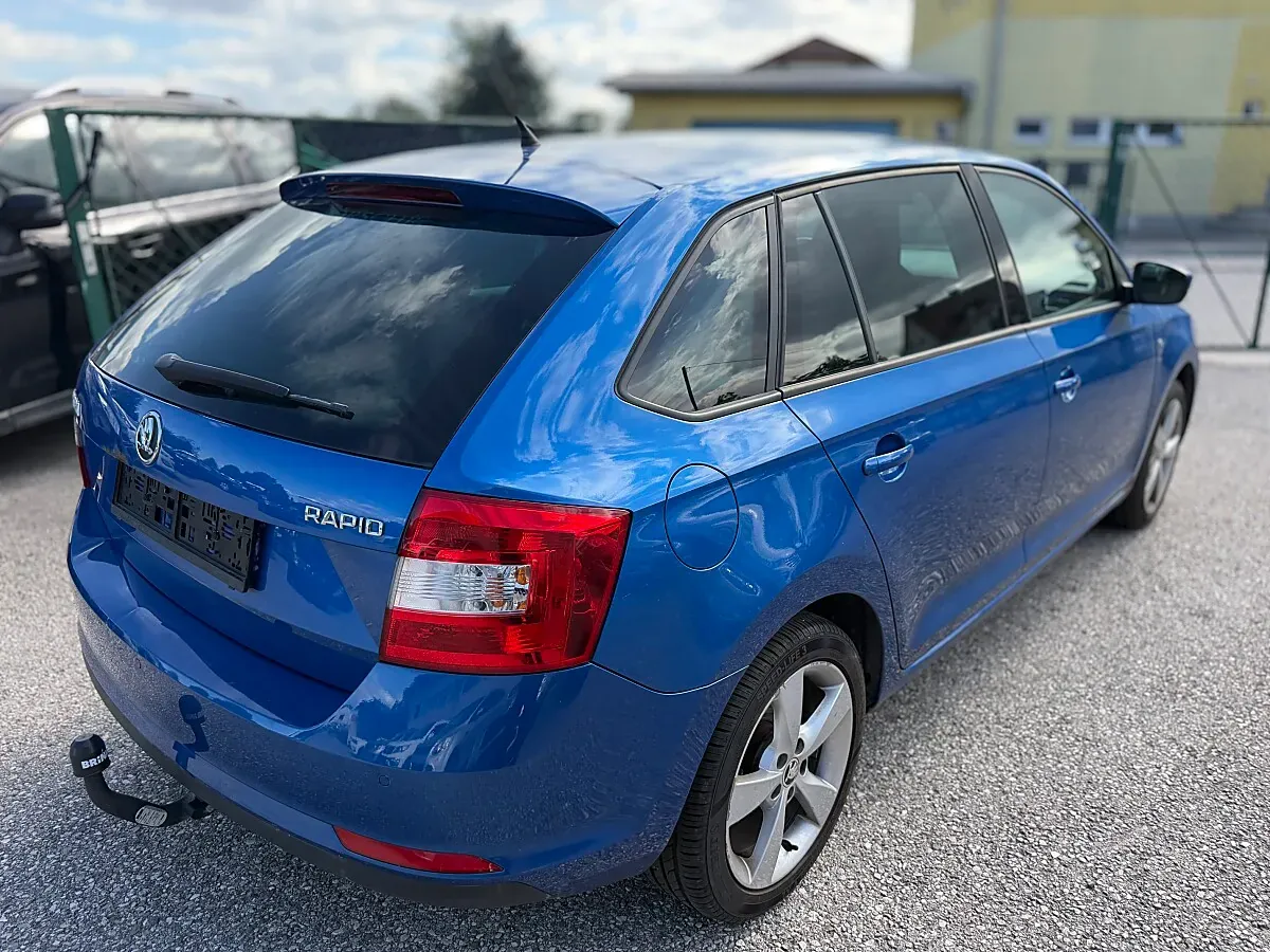 Skoda Rapid 2013 photo 3
