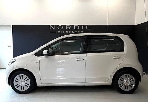 Volkswagen Up 2016 photo 2