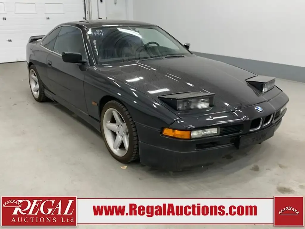 BMW 8 Series 1994 photo 2