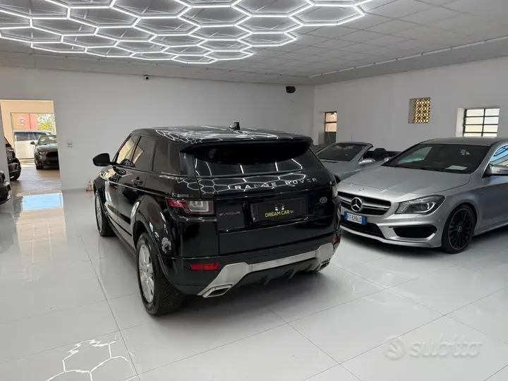 Land Rover Range Rover Evoque 2019 photo 4