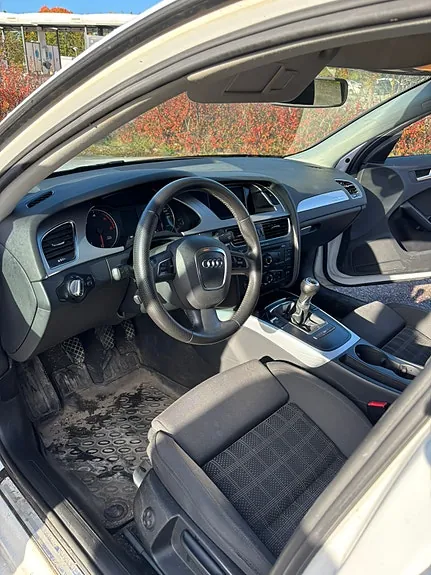 Audi A4 2012 photo 5