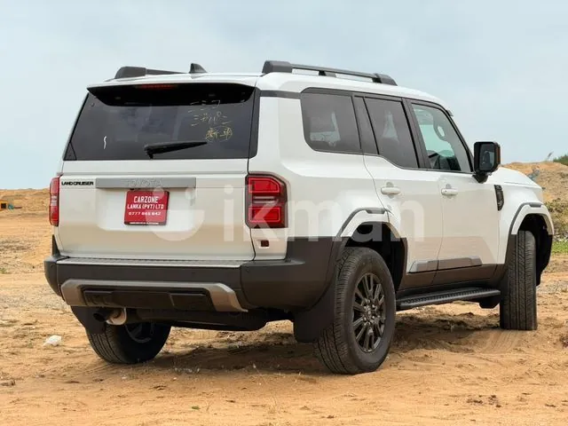 Toyota Land Cruiser Prado 2026 photo 3