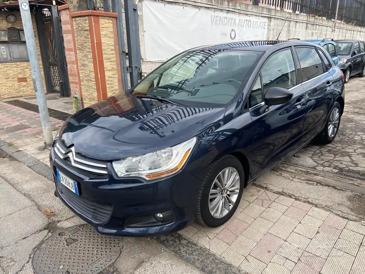 Citroen C4 2012 photo 2