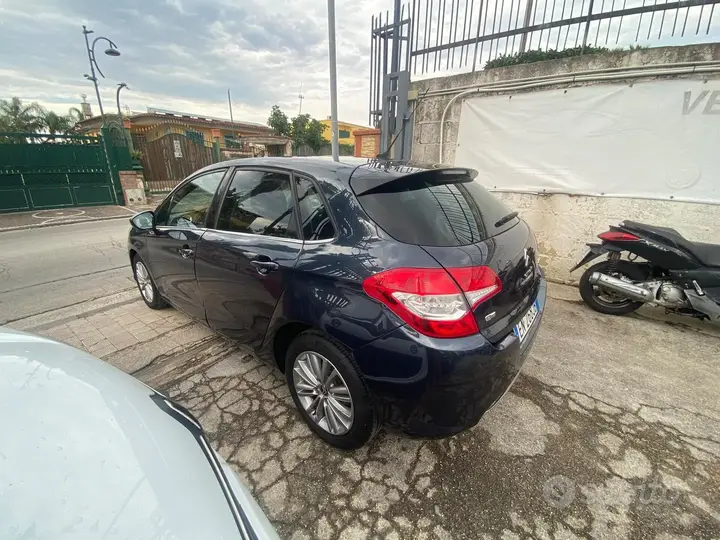 Citroen C4 2012 photo 5
