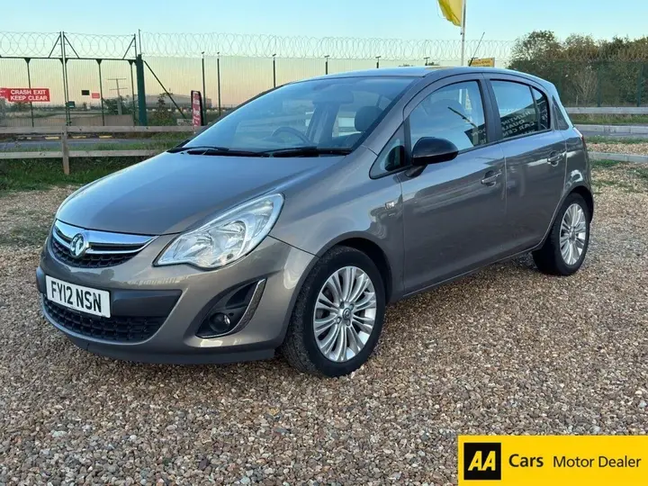Vauxhall Corsa 2012 photo 3