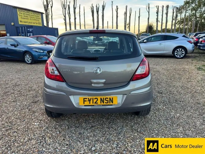 Vauxhall Corsa 2012 photo 4