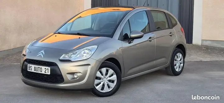 Citroen C3 2010 photo 3