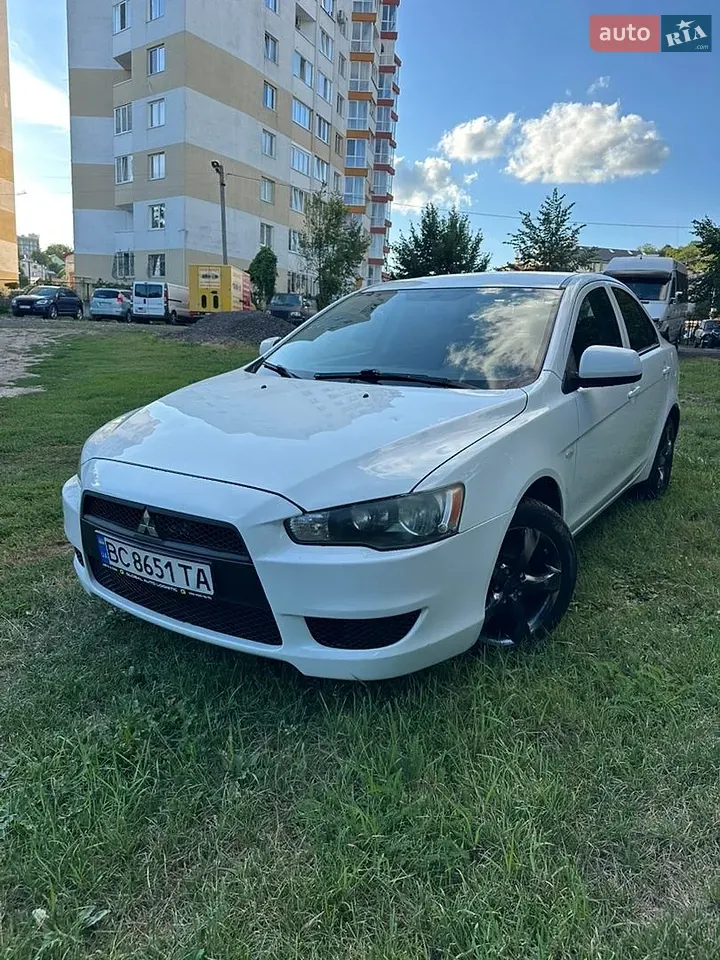 Mitsubishi Lancer