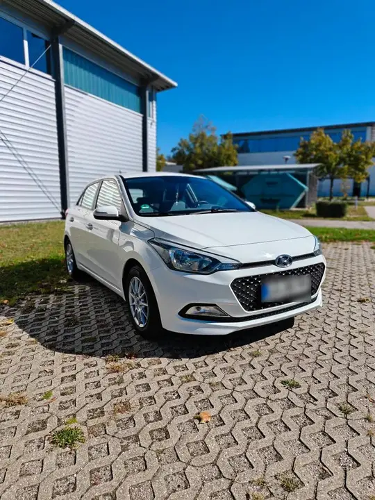 Hyundai I20