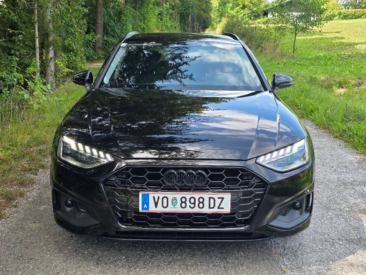 Audi A4 2020 photo 2