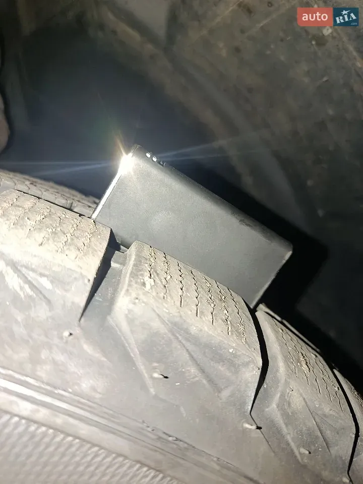 Chrysler Voyager 2002 photo 2