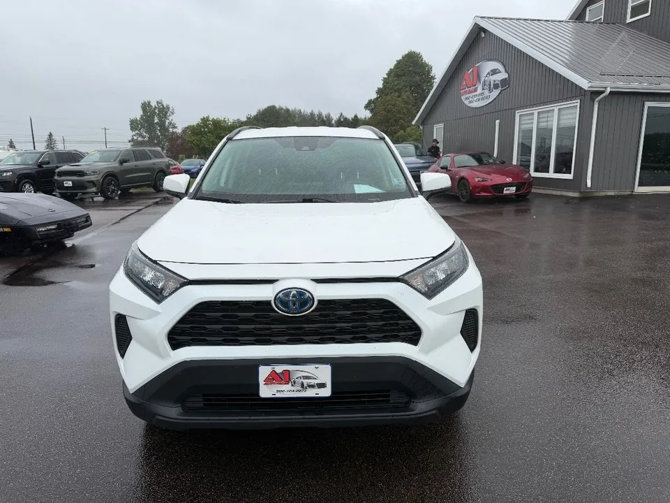 Toyota Rav4 2021 photo 2