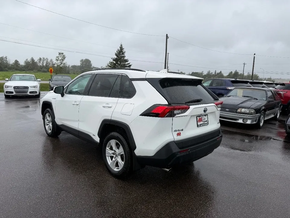 Toyota Rav4 2021 photo 4