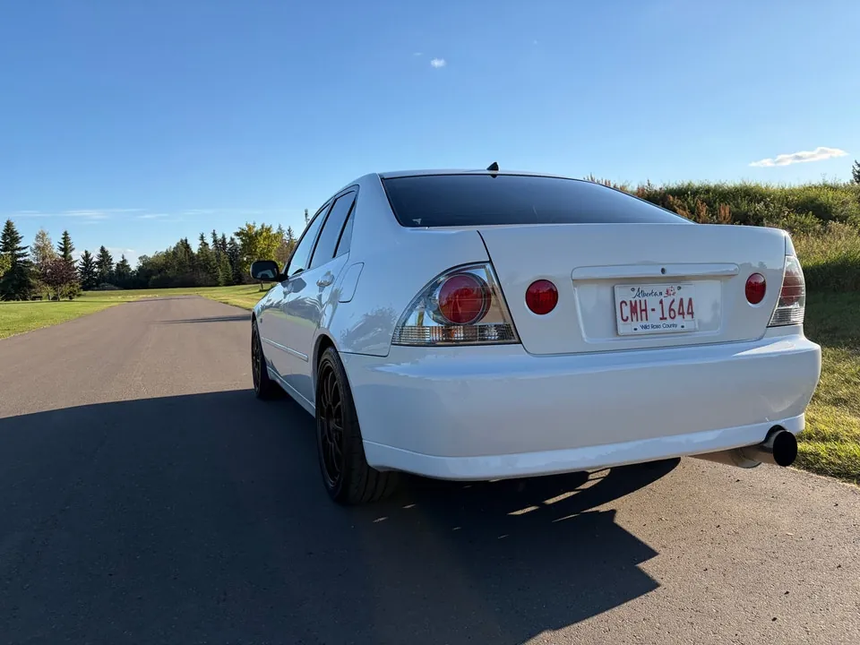 Toyota Altezza 1998 photo 5