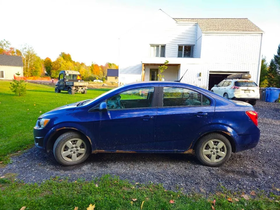 Chevrolet Sonic 2013 photo 3