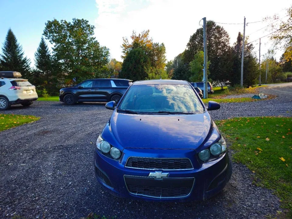 Chevrolet Sonic 2013 photo 2