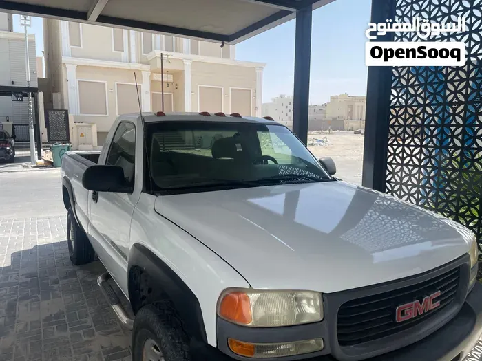 GMC Sierra 2001 photo 2