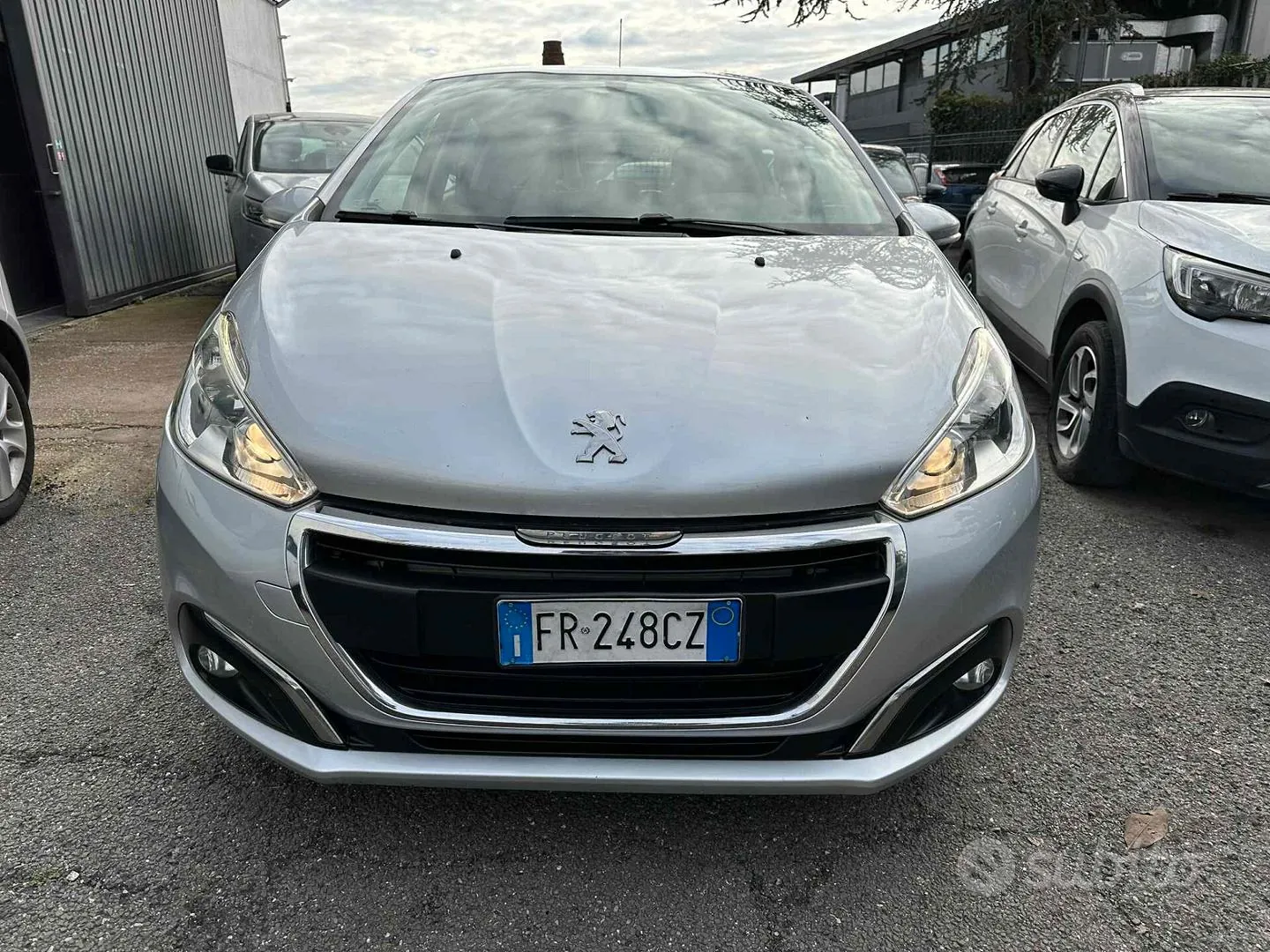 Peugeot 208 2018 photo 2