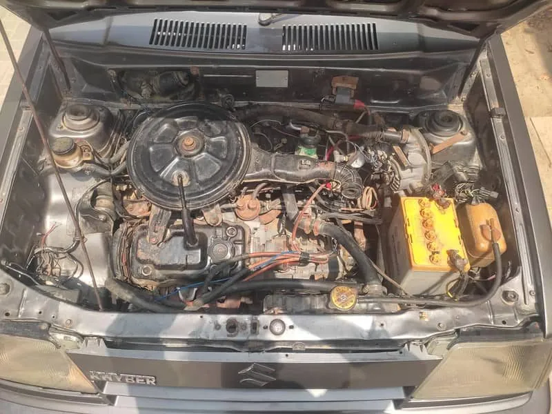 Suzuki Khyber