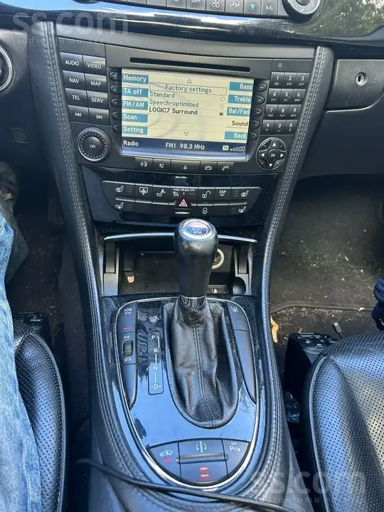 Mercedes-Benz Cls350 2005 photo 5