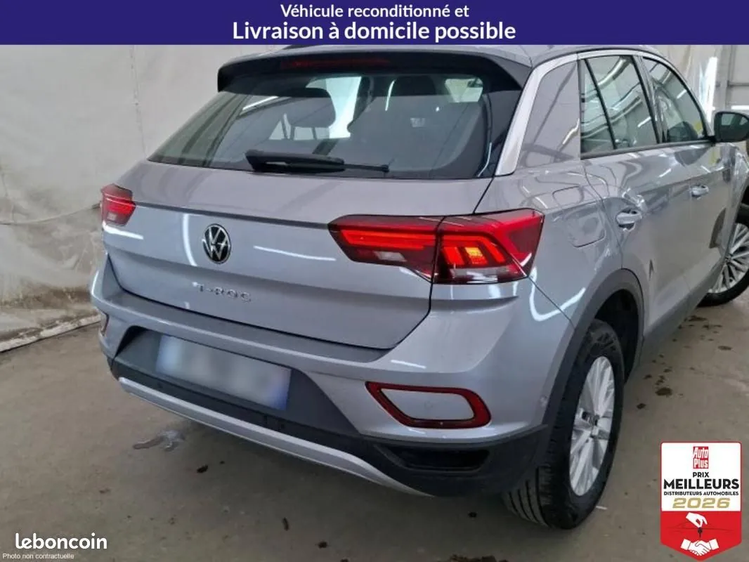 Volkswagen T-Roc 2023 photo 2