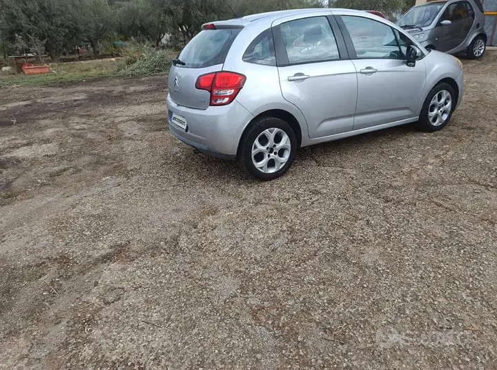 Citroen C3 2011 photo 5