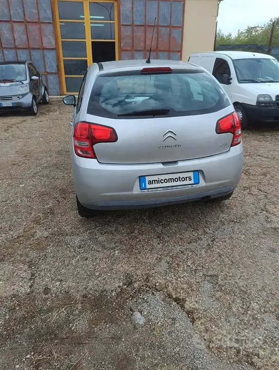 Citroen C3 2011 photo 3