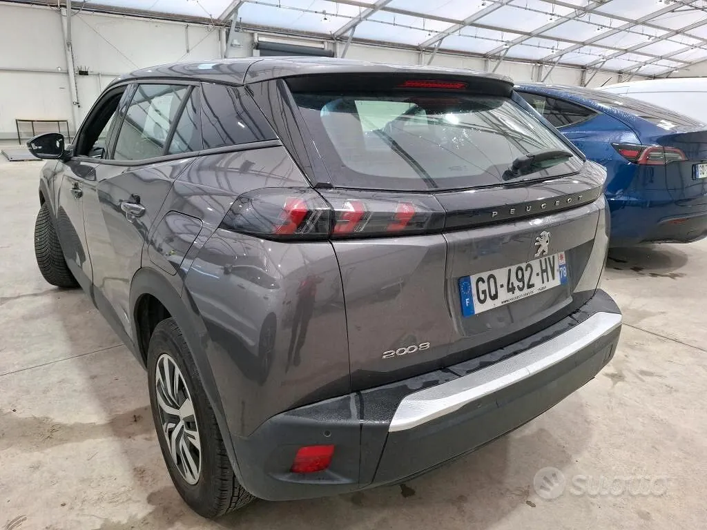 Peugeot 2008 2023 photo 4