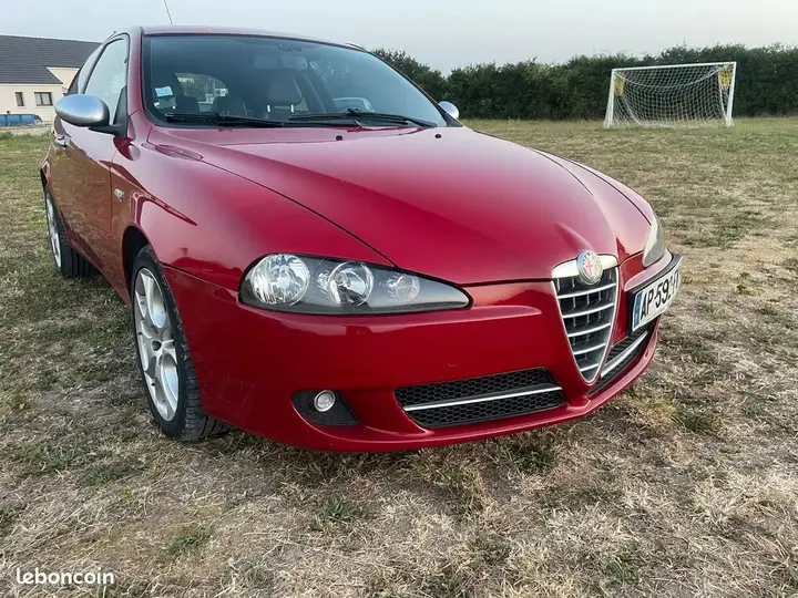 Alfa Romeo 147 2007 photo 2