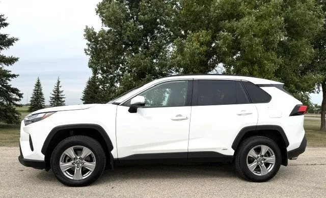 Toyota Rav4 2023 photo 2