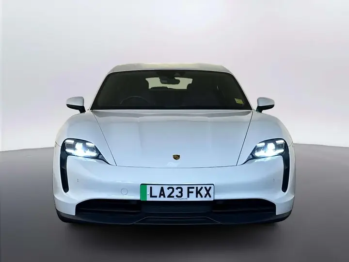 Porsche Taycan 2023 photo 5