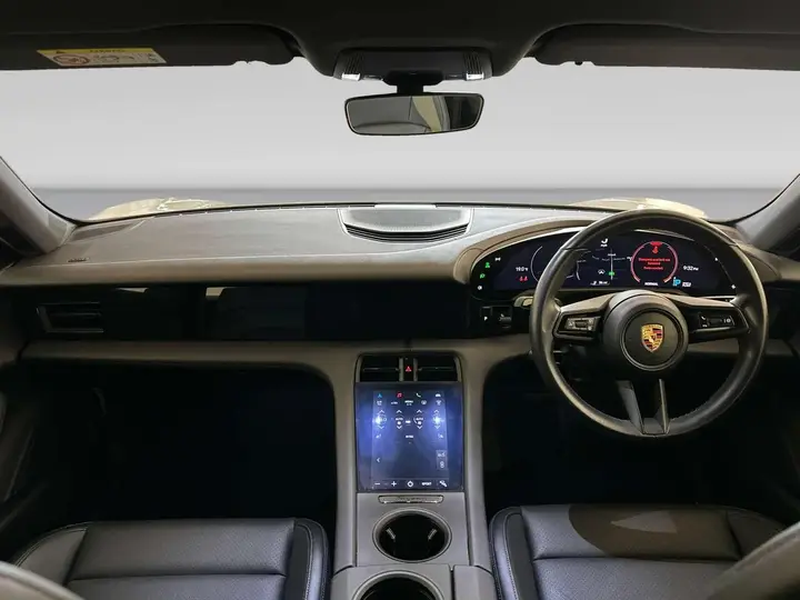 Porsche Taycan 2023 photo 3