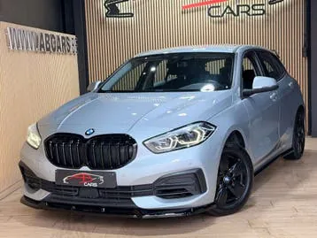 BMW 1 Series 2021 photo 2