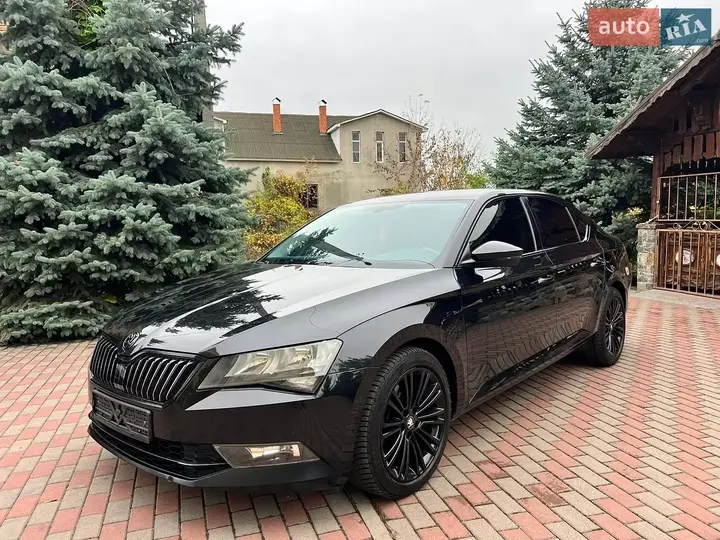 Skoda Superb 2015 photo 3