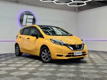 Nissan Note 2018 photo 2
