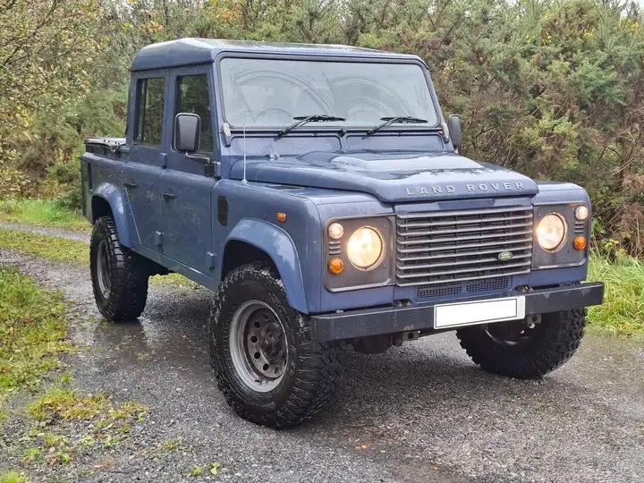 Land Rover Defender 110