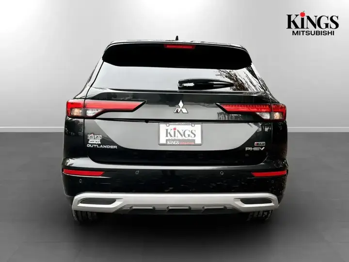 Mitsubishi Outlander 2023 photo 5