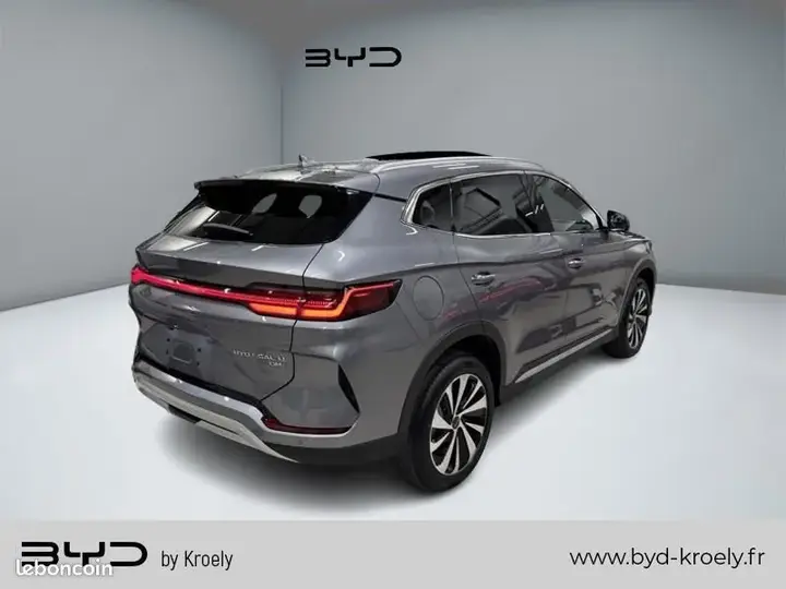BYD Seal U 2025 photo 4