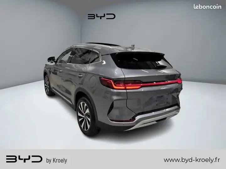 BYD Seal U 2025 photo 2