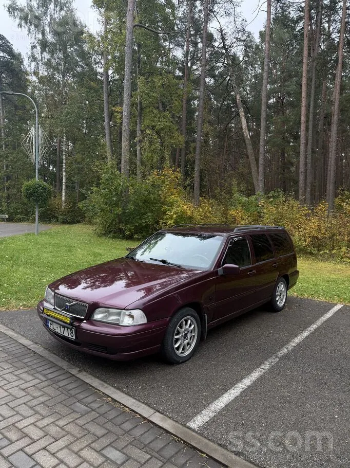 Volvo V70