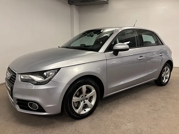 Audi A1 2014 photo 2