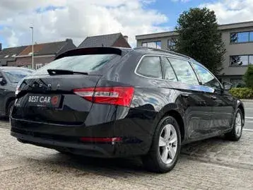 Skoda Superb 2021 photo 3