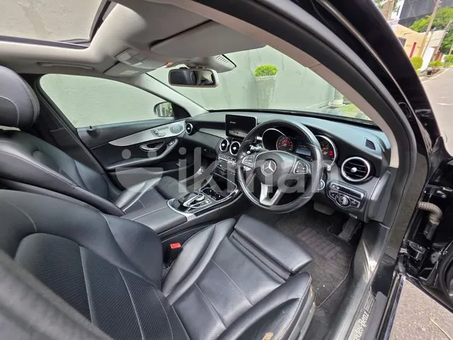 Mercedes-Benz C350 2016 photo 5