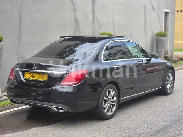 Mercedes-Benz C350 2016 photo 2